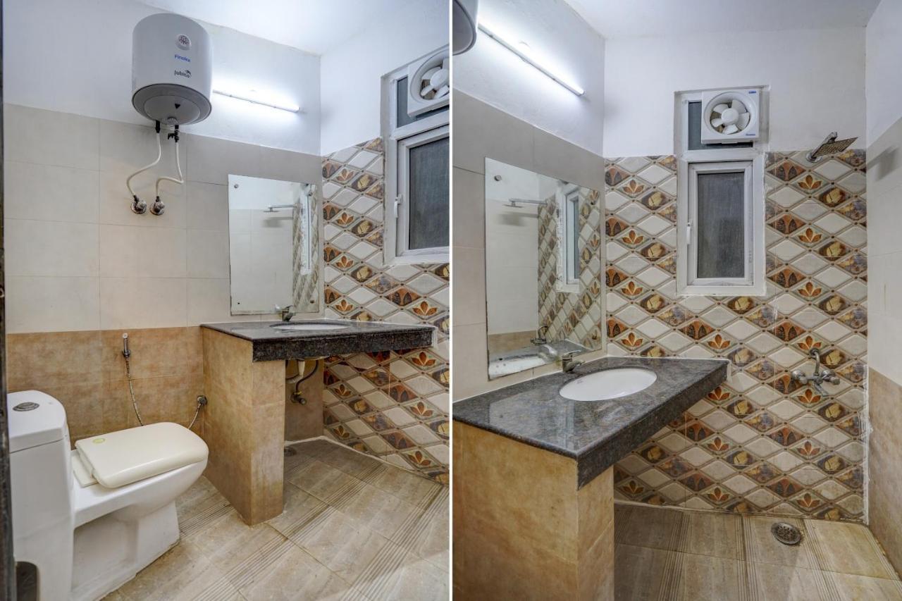 Oyo 78981 The Diamond Nest Noida Exteriör bild
